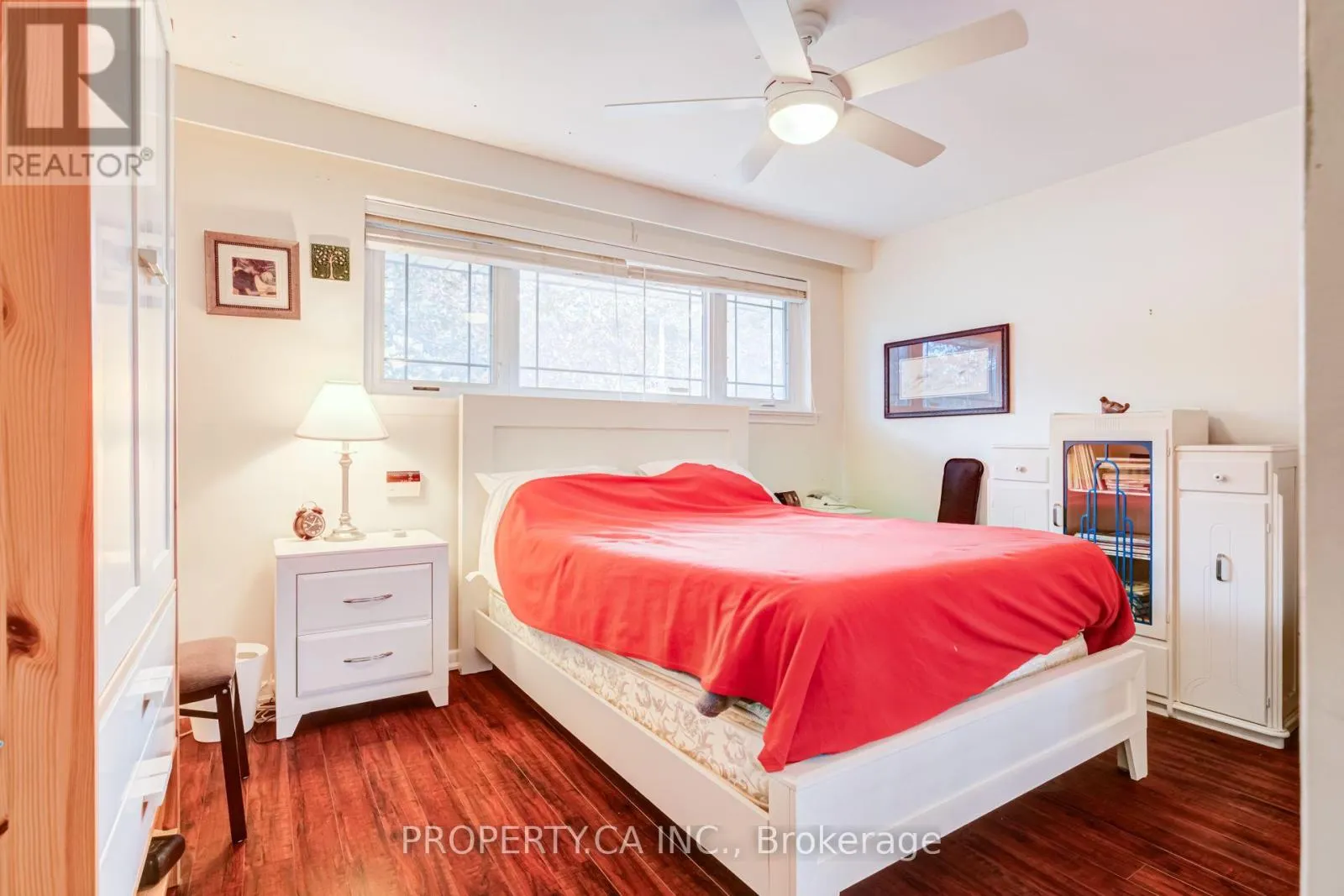 2302 REDFERN ROAD