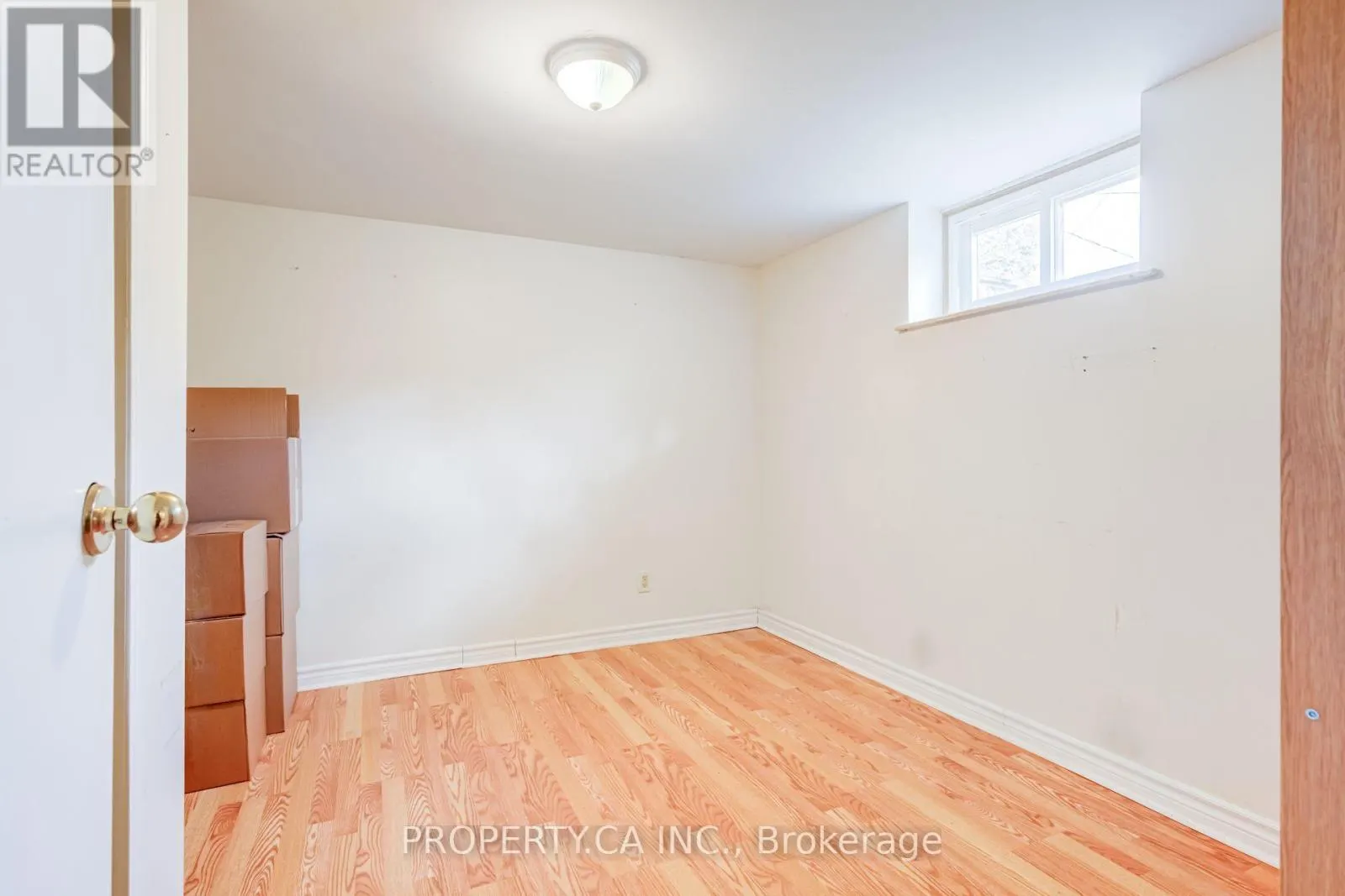 2302 REDFERN ROAD