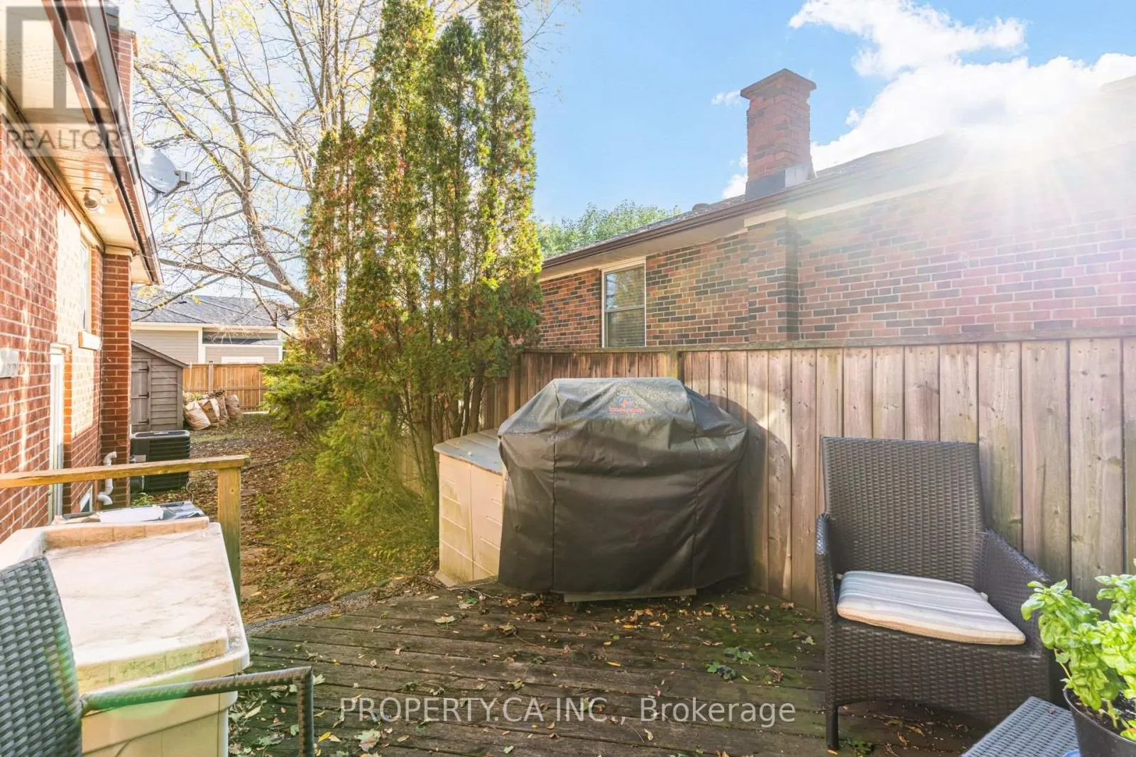 2302 REDFERN ROAD