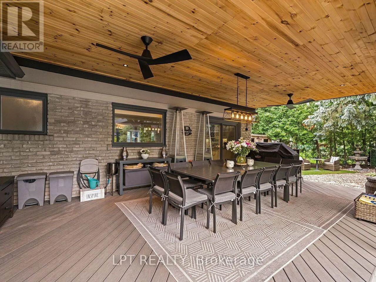 493 TIPPERTON CRESCENT