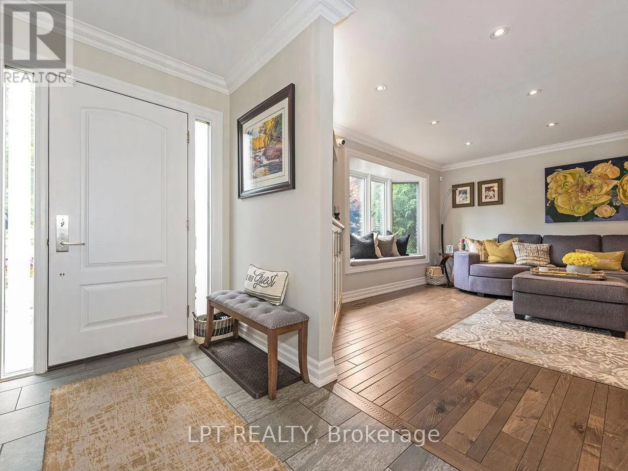 493 TIPPERTON CRESCENT