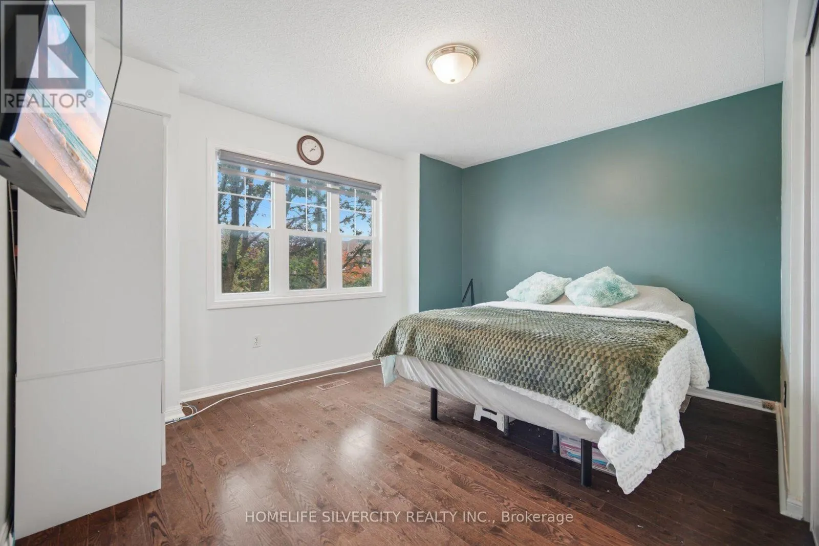 95 SWEETWOOD CIRCLE