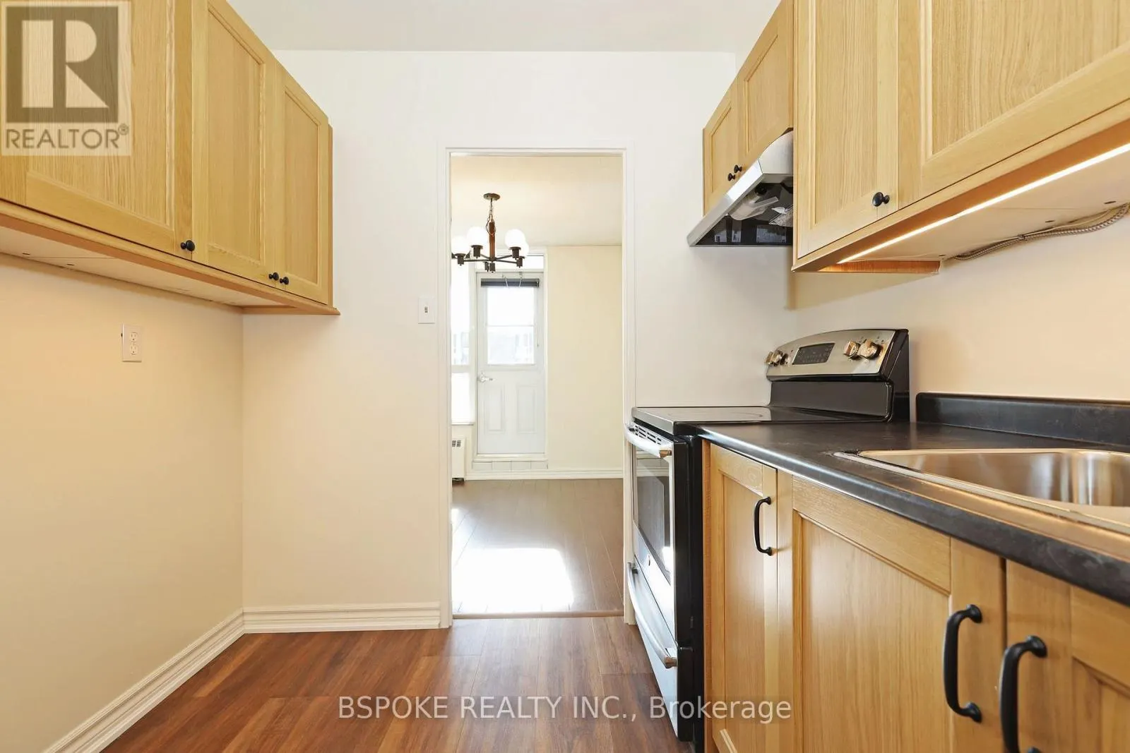1501 - 65 SOUTHPORT STREET