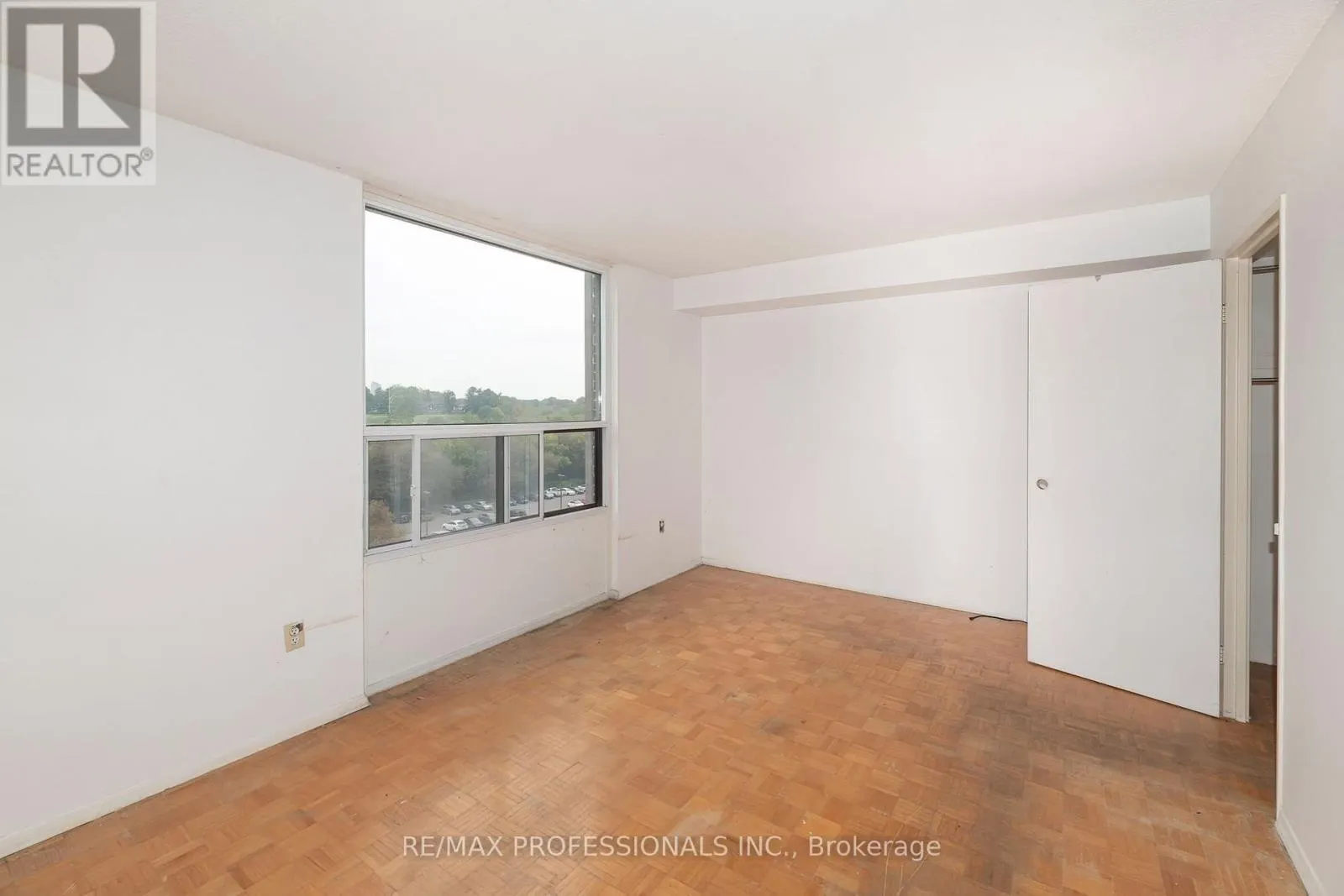 708 - 1515 LAKESHORE ROAD