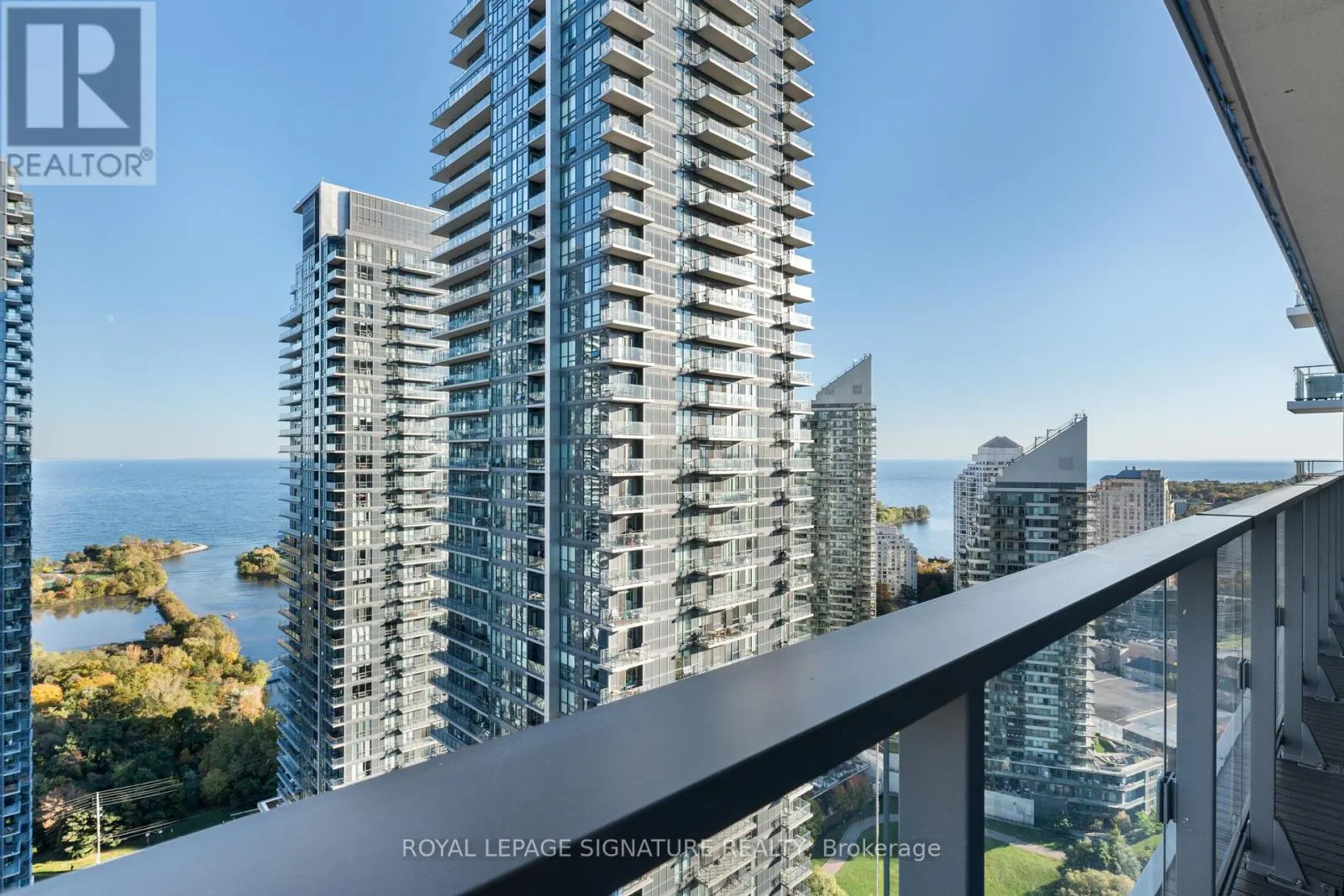 3109 - 10 PARKLAWN ROAD