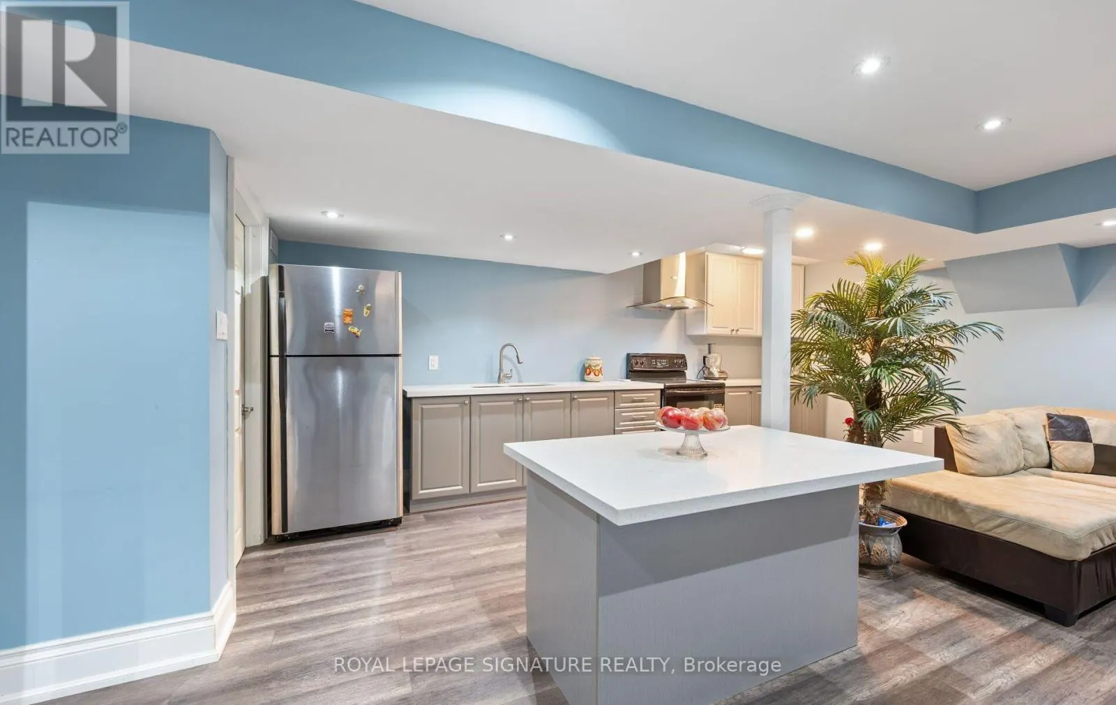 30 FRANKTOWN DRIVE