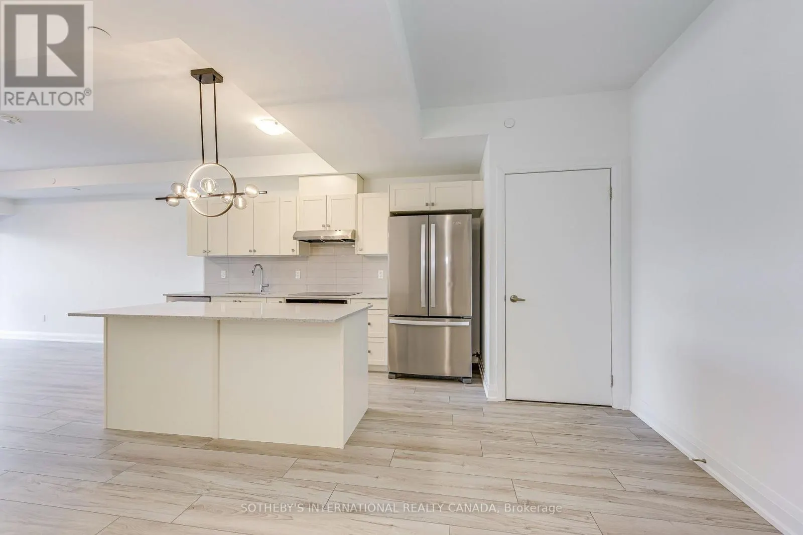 212 - 1035 SOUTHDOWN ROAD