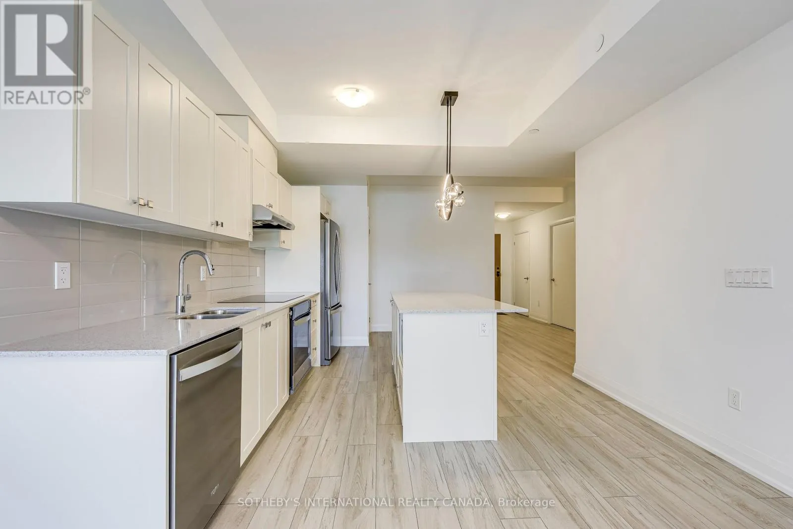 212 - 1035 SOUTHDOWN ROAD
