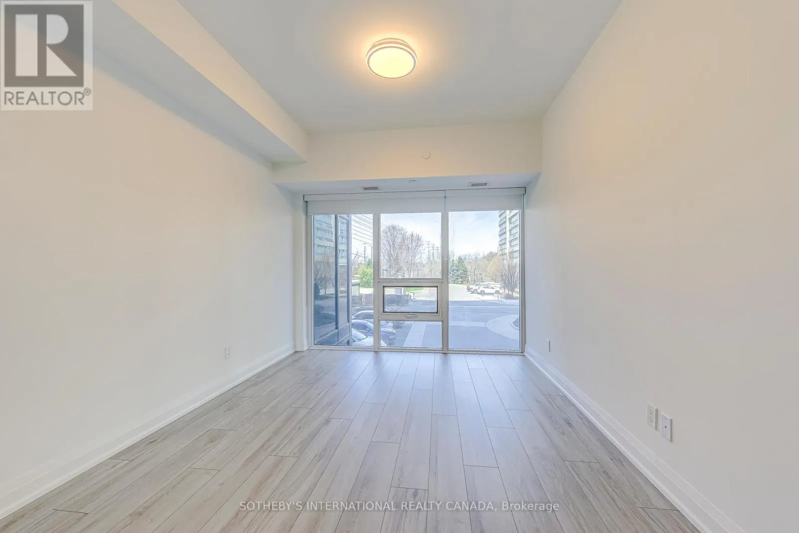 212 - 1035 SOUTHDOWN ROAD