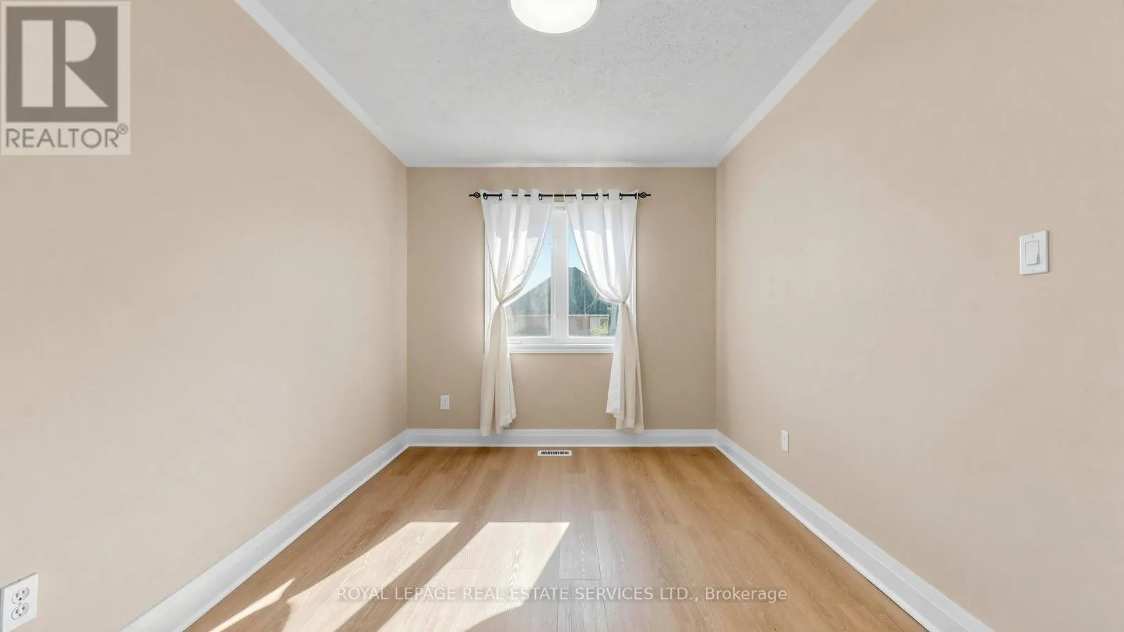 668 MADAME STREET