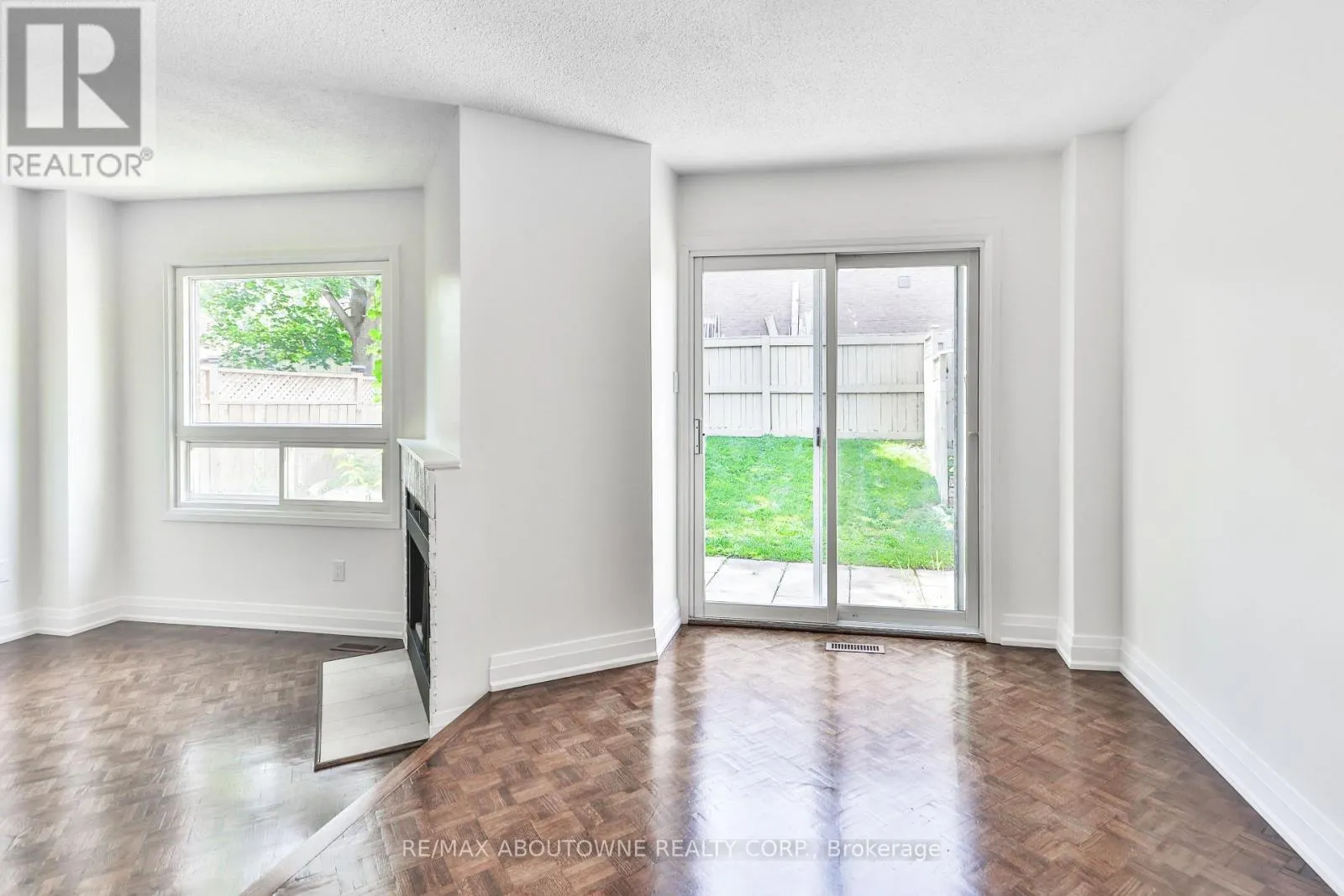 2 - 4635 REGENTS TERRACE