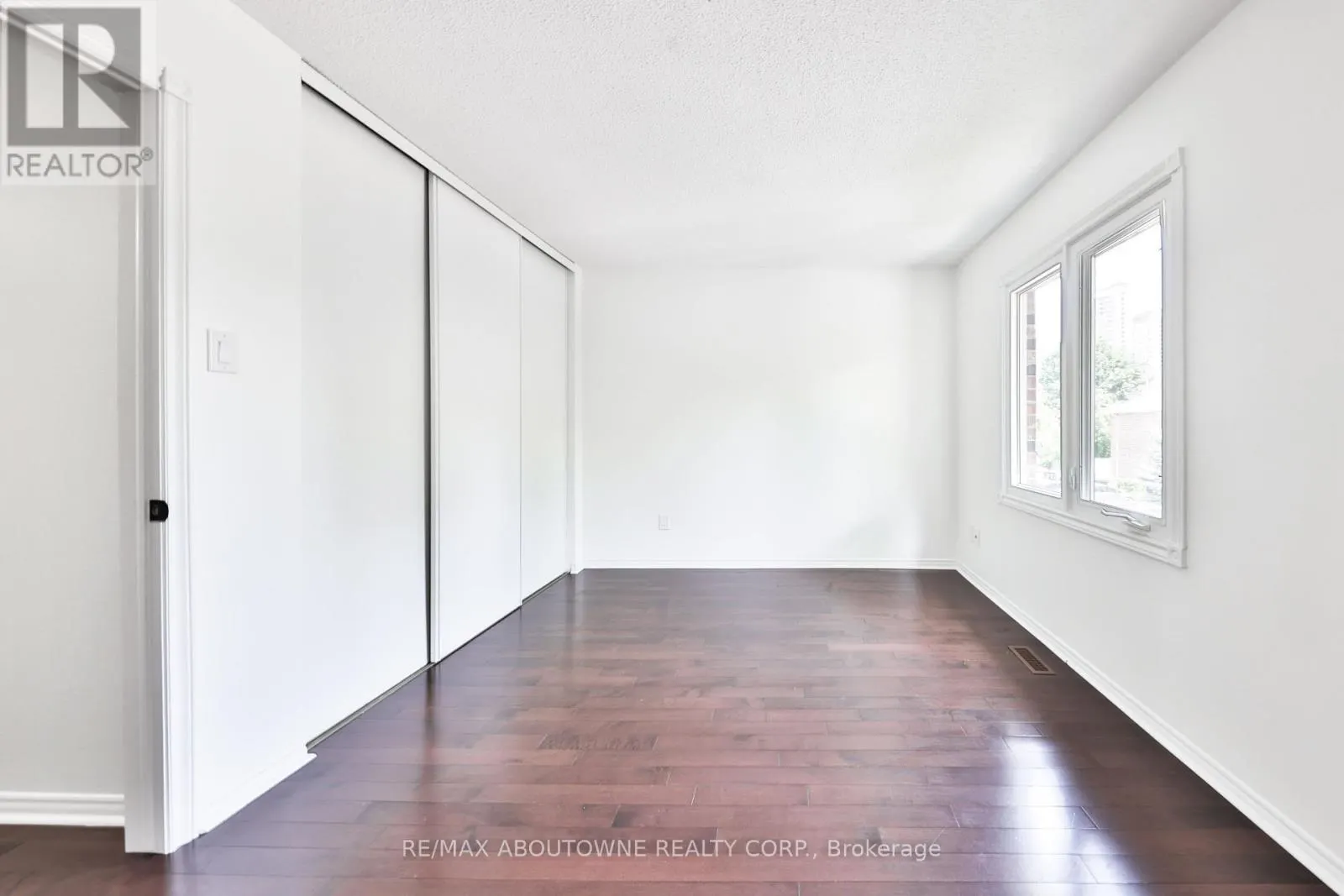 2 - 4635 REGENTS TERRACE