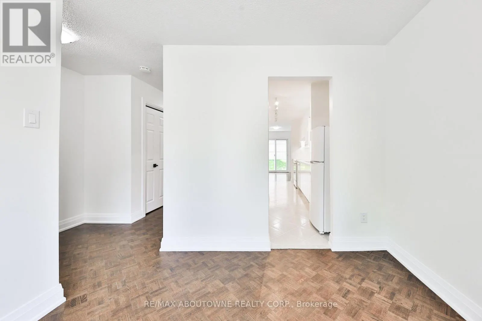 2 - 4635 REGENTS TERRACE