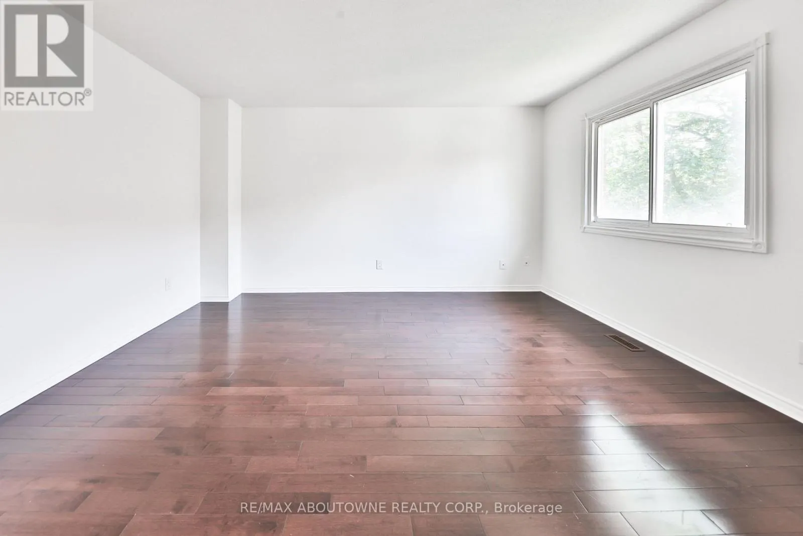 2 - 4635 REGENTS TERRACE