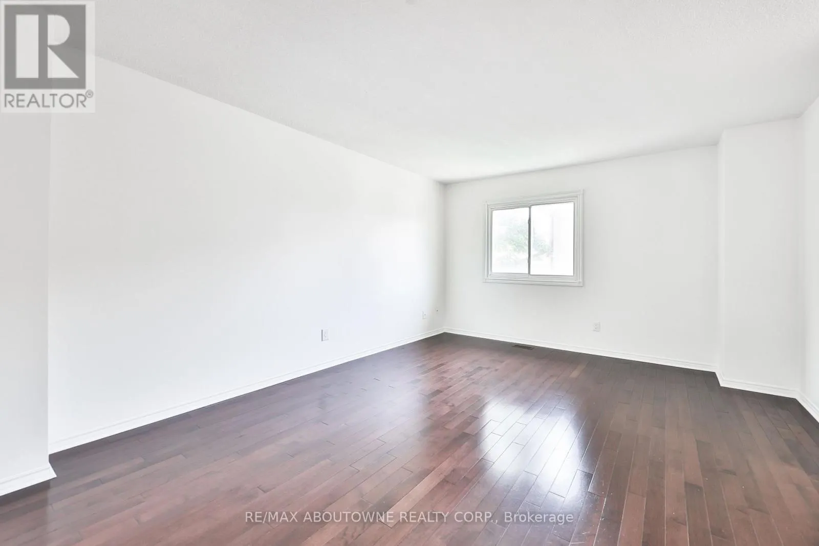 2 - 4635 REGENTS TERRACE