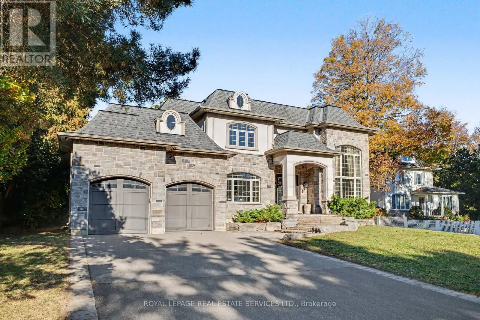 369 LEES LANE