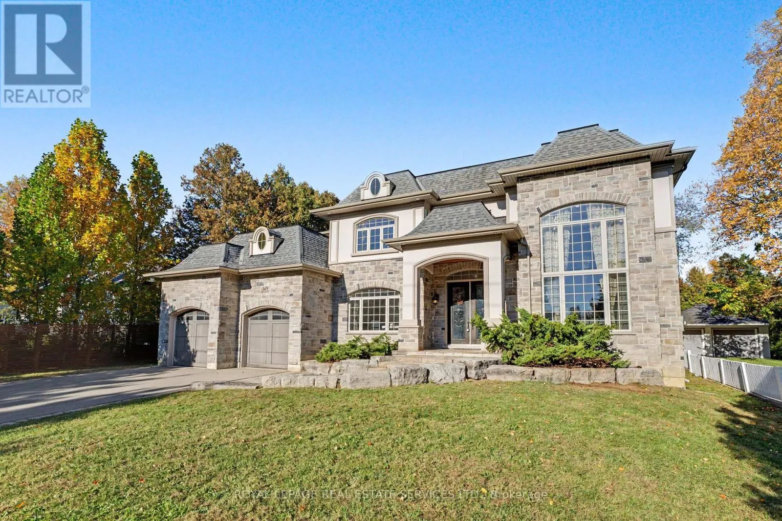 369 LEES LANE