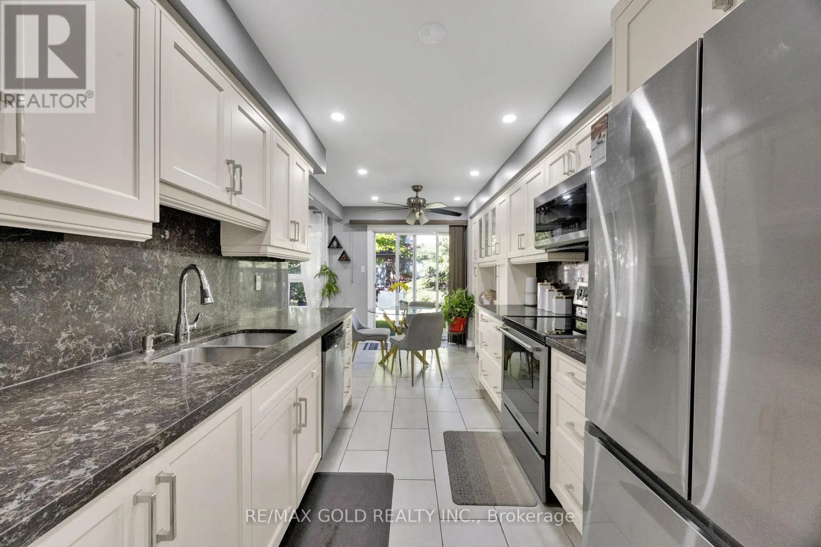 75 - 2555 THOMAS STREET