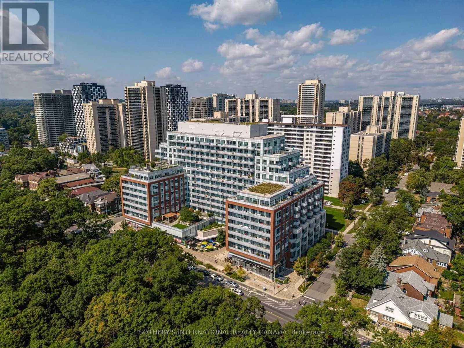 813 - 1830 BLOOR STREET W