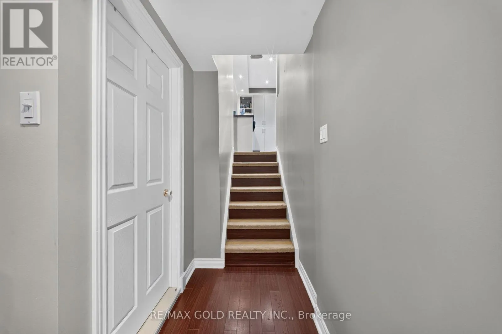 6 DARTFORD ROAD
