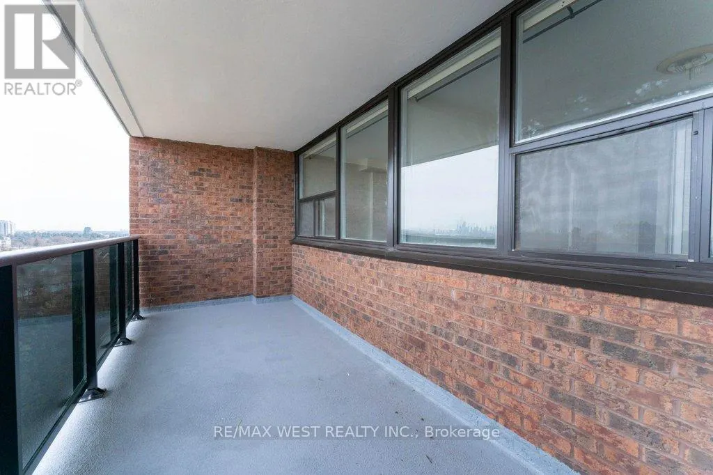 1001 - 3501 GLEN ERIN DRIVE