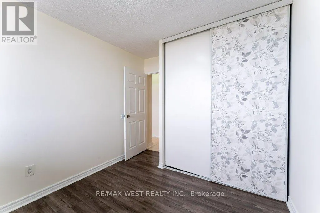 1001 - 3501 GLEN ERIN DRIVE