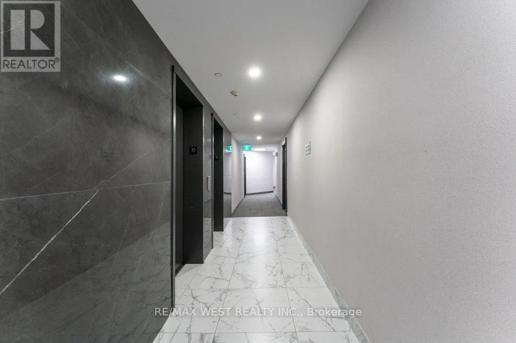 1001 - 3501 GLEN ERIN DRIVE