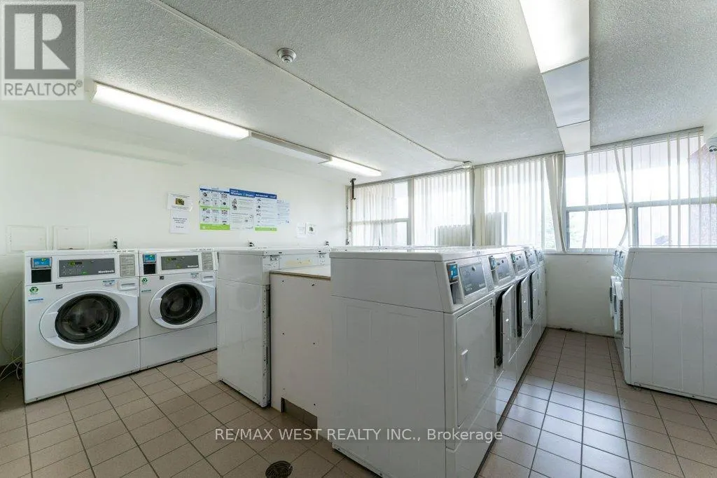 1001 - 3501 GLEN ERIN DRIVE