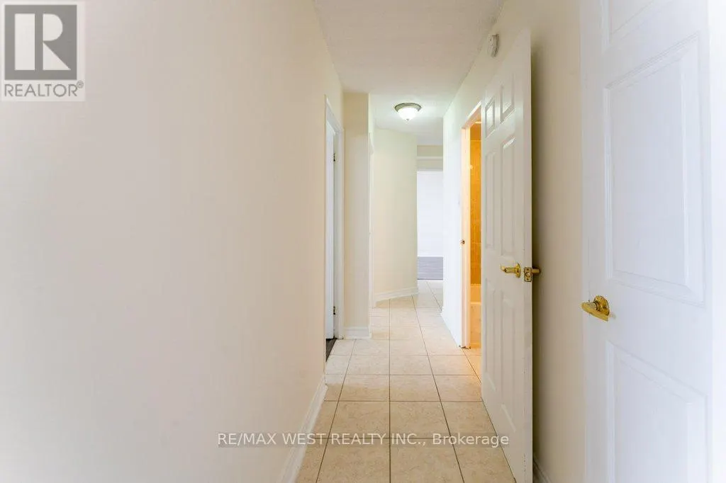 1001 - 3501 GLEN ERIN DRIVE