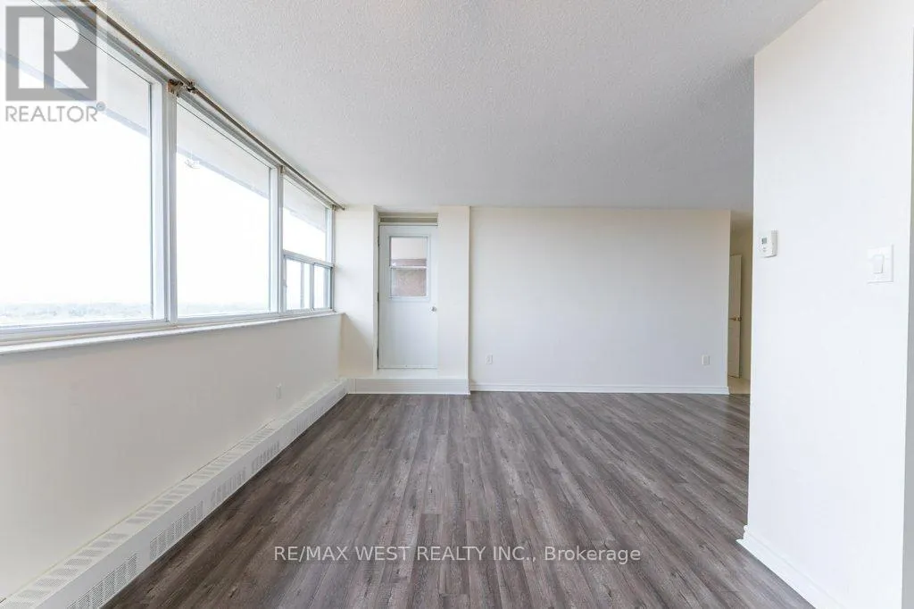 1001 - 3501 GLEN ERIN DRIVE