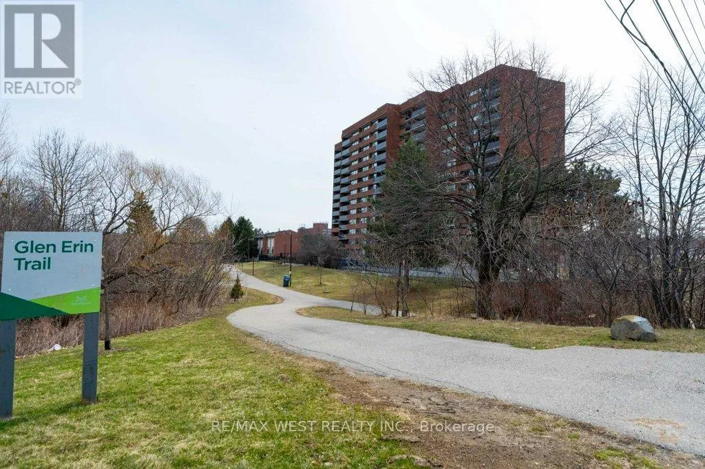 1001 - 3501 GLEN ERIN DRIVE