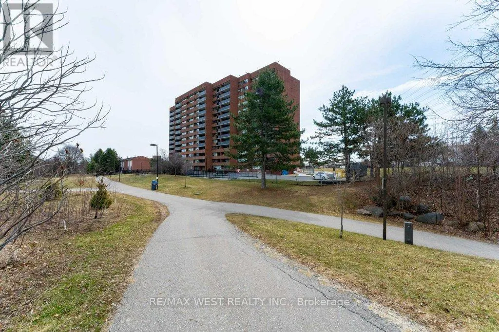 1001 - 3501 GLEN ERIN DRIVE