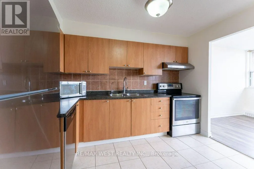 1001 - 3501 GLEN ERIN DRIVE