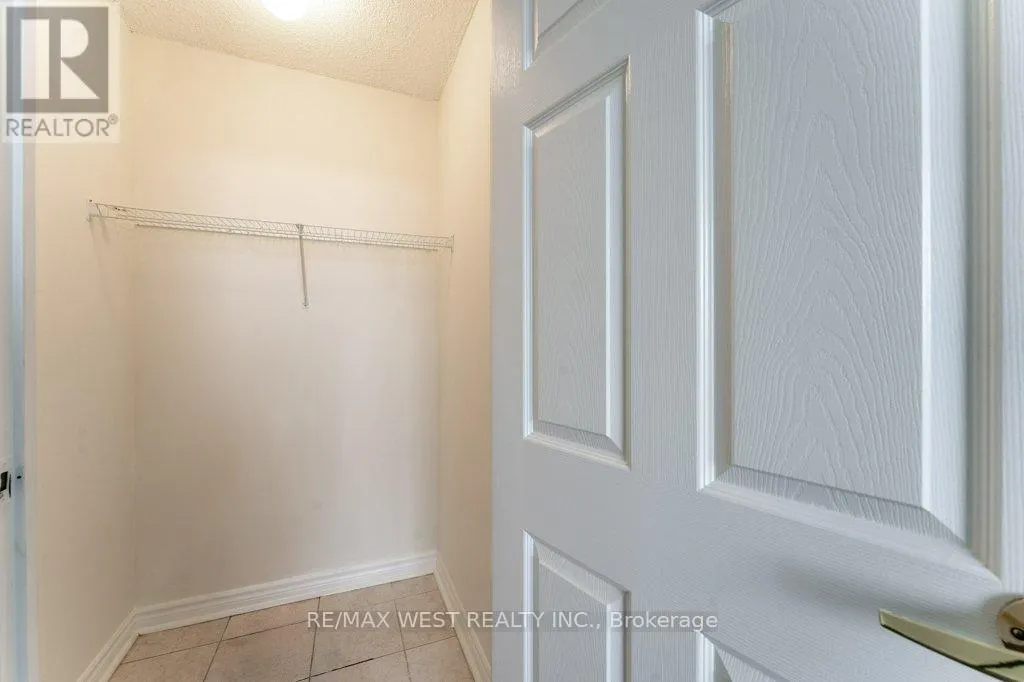 1001 - 3501 GLEN ERIN DRIVE