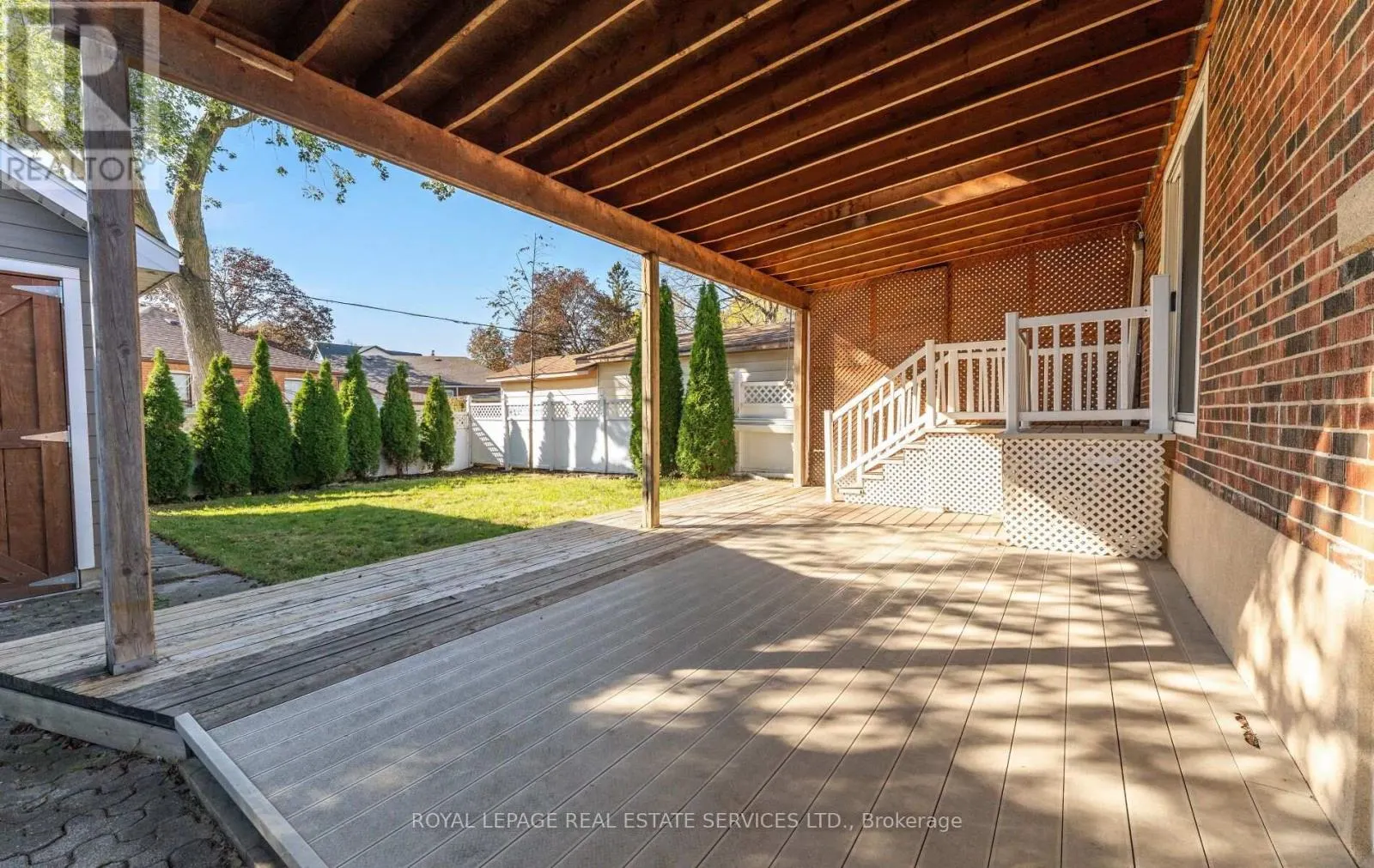 90 SILVERHILL DRIVE