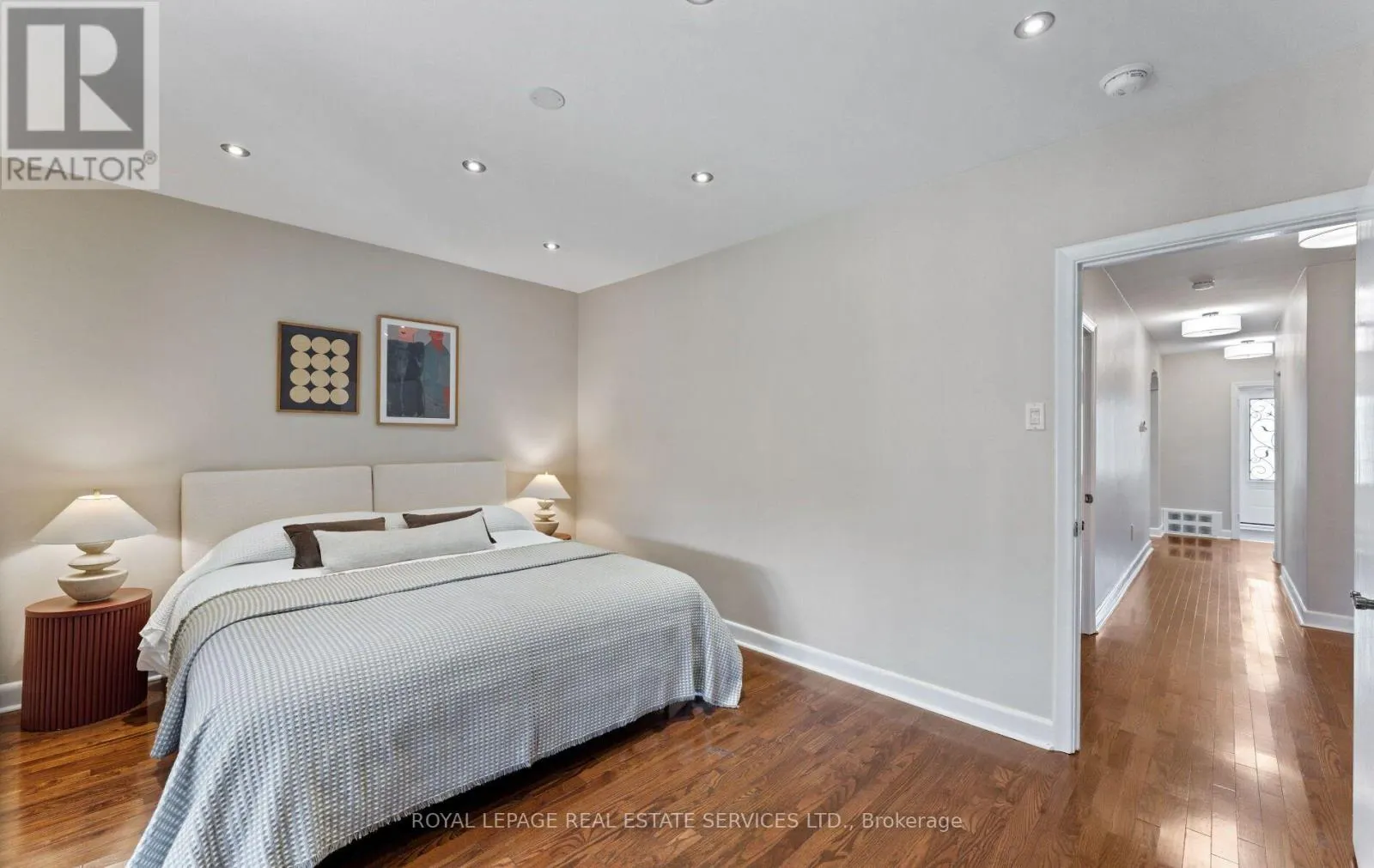 90 SILVERHILL DRIVE