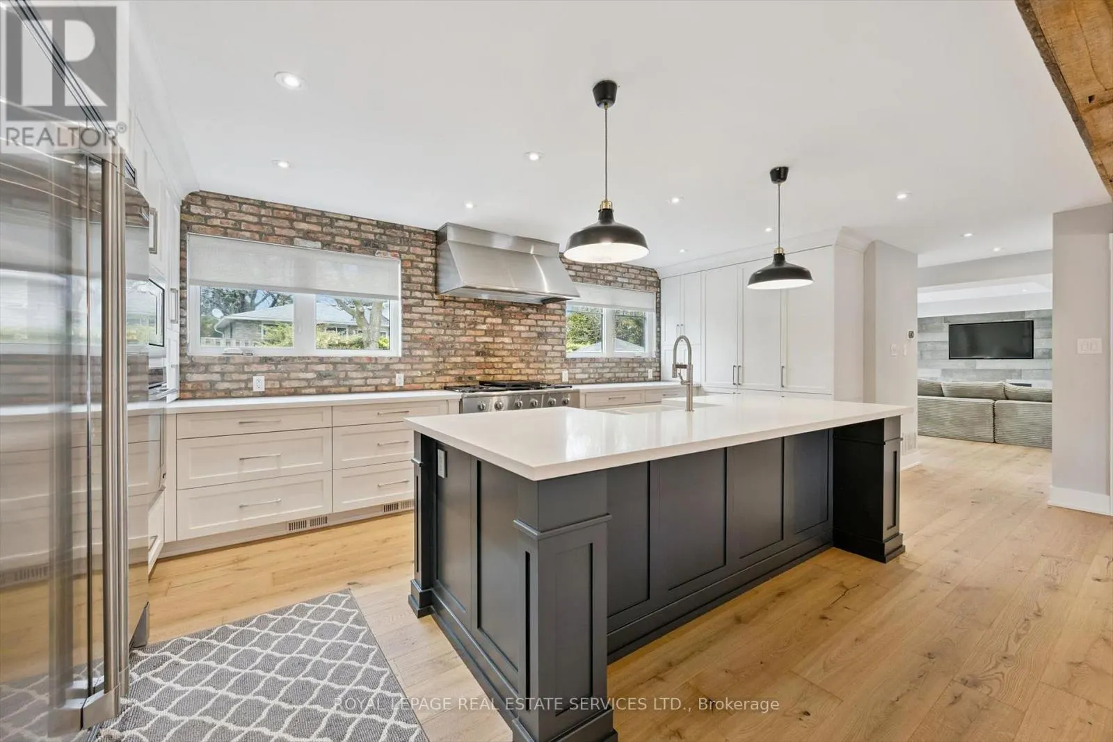 269 SUNRAY ROAD