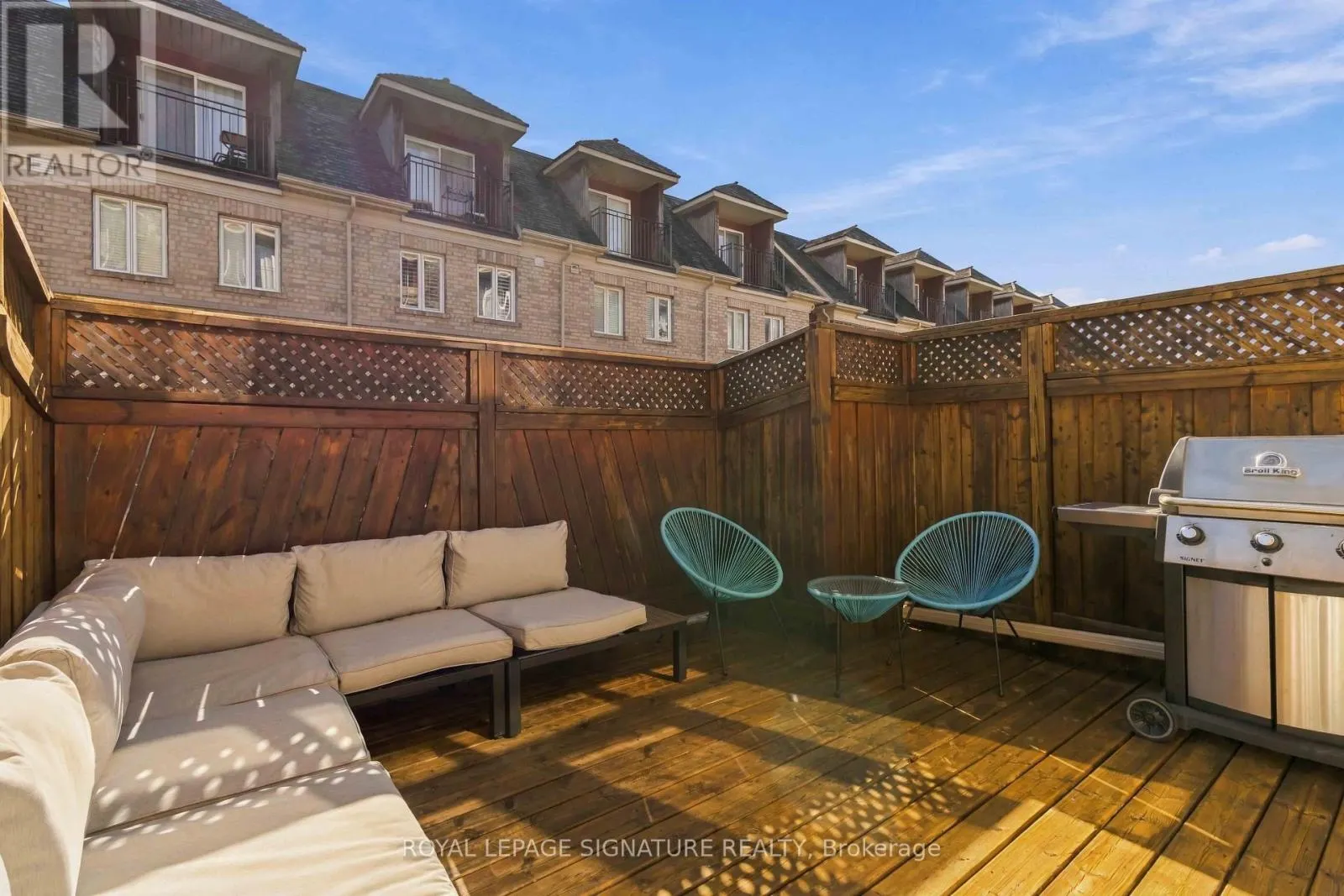 31 FURROW LANE