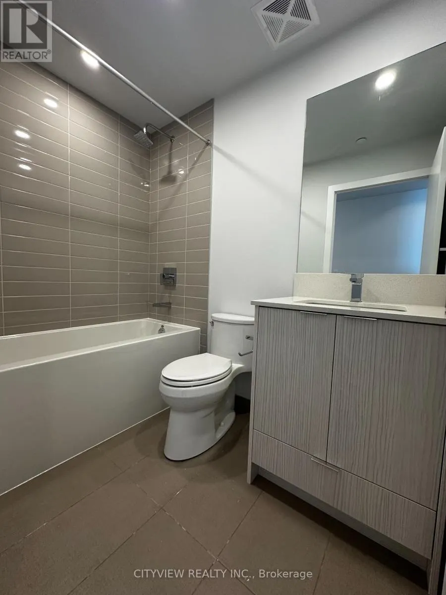 2411 - 430 SQUARE ONE DRIVE