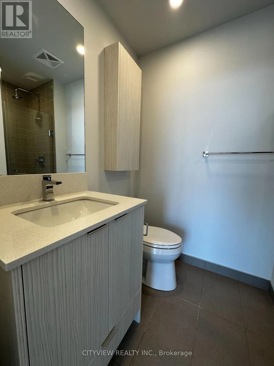 2411 - 430 SQUARE ONE DRIVE