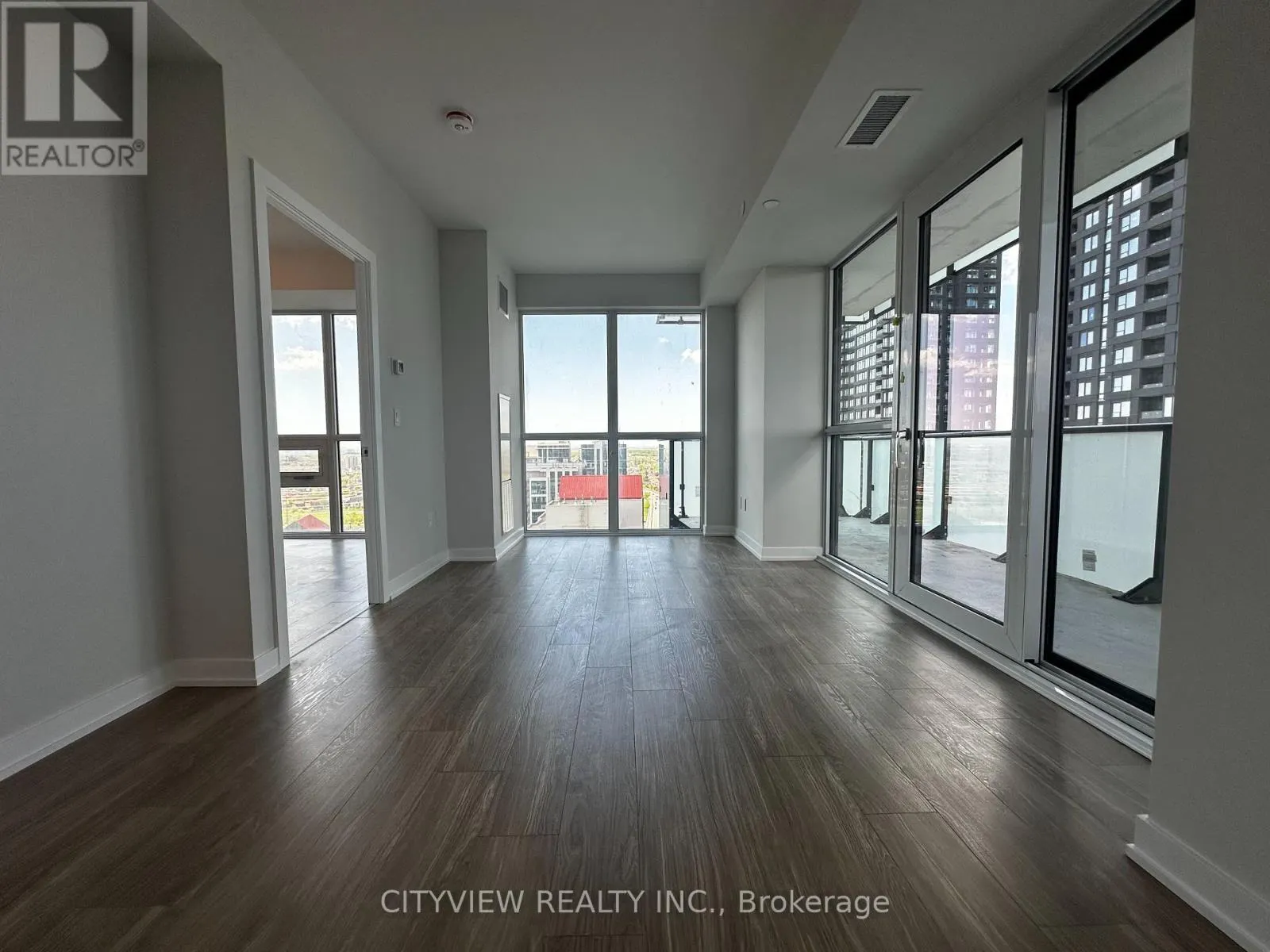 2411 - 430 SQUARE ONE DRIVE