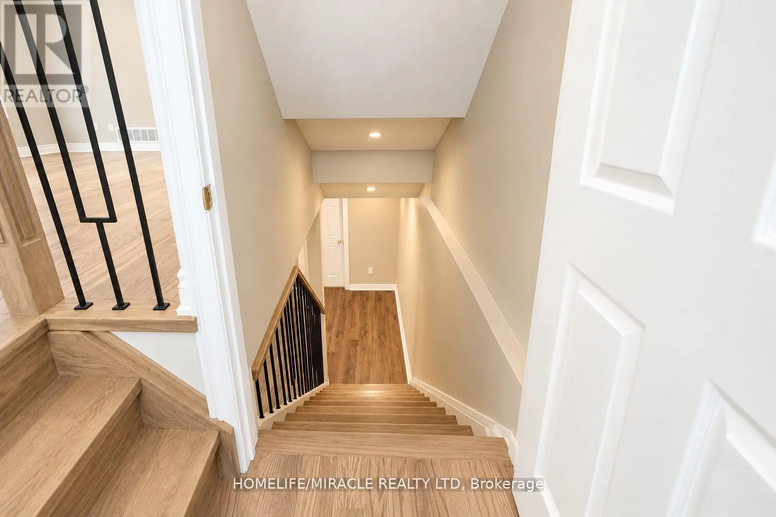 7683 DOVERWOOD DRIVE