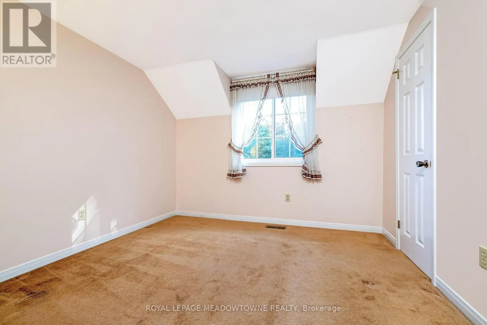 12 MULLEN PLACE