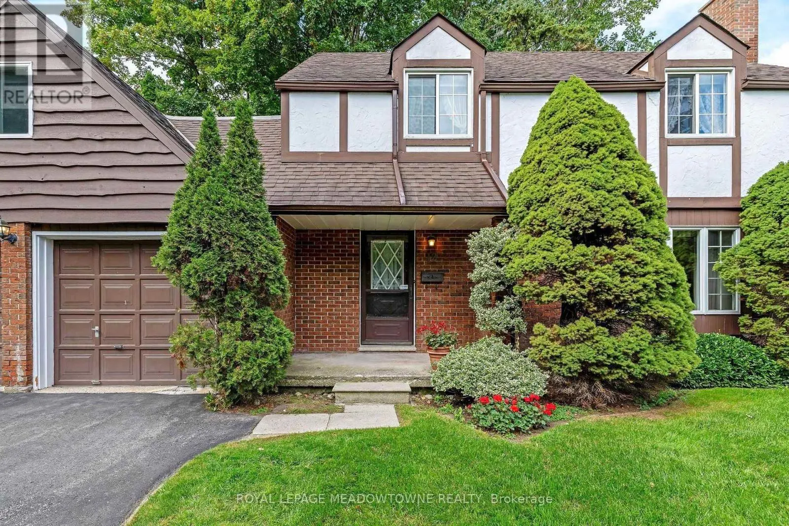 12 MULLEN PLACE