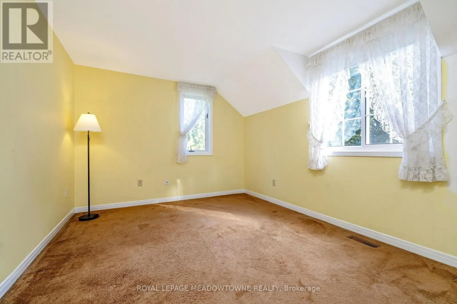 12 MULLEN PLACE