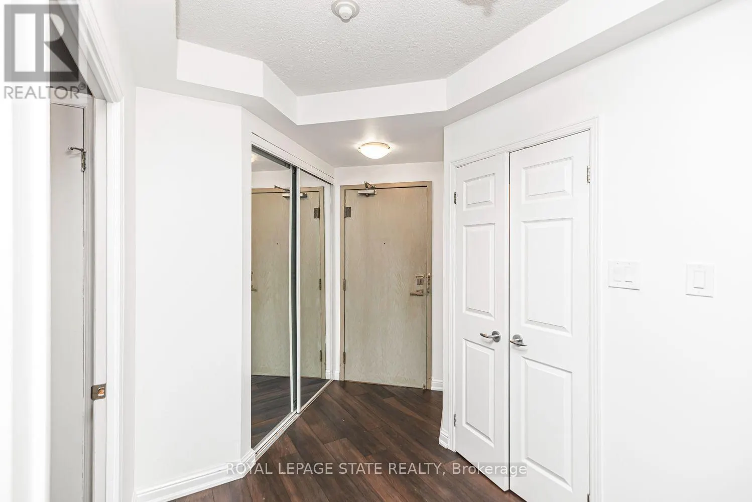 403 - 430 PEARL STREET