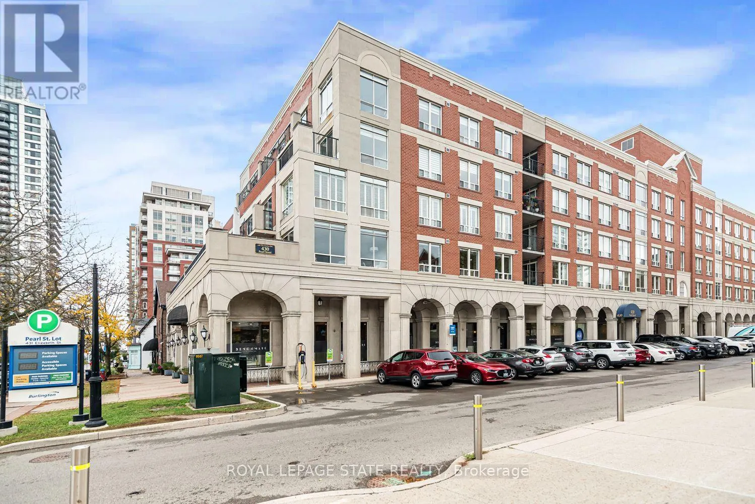 403 - 430 PEARL STREET