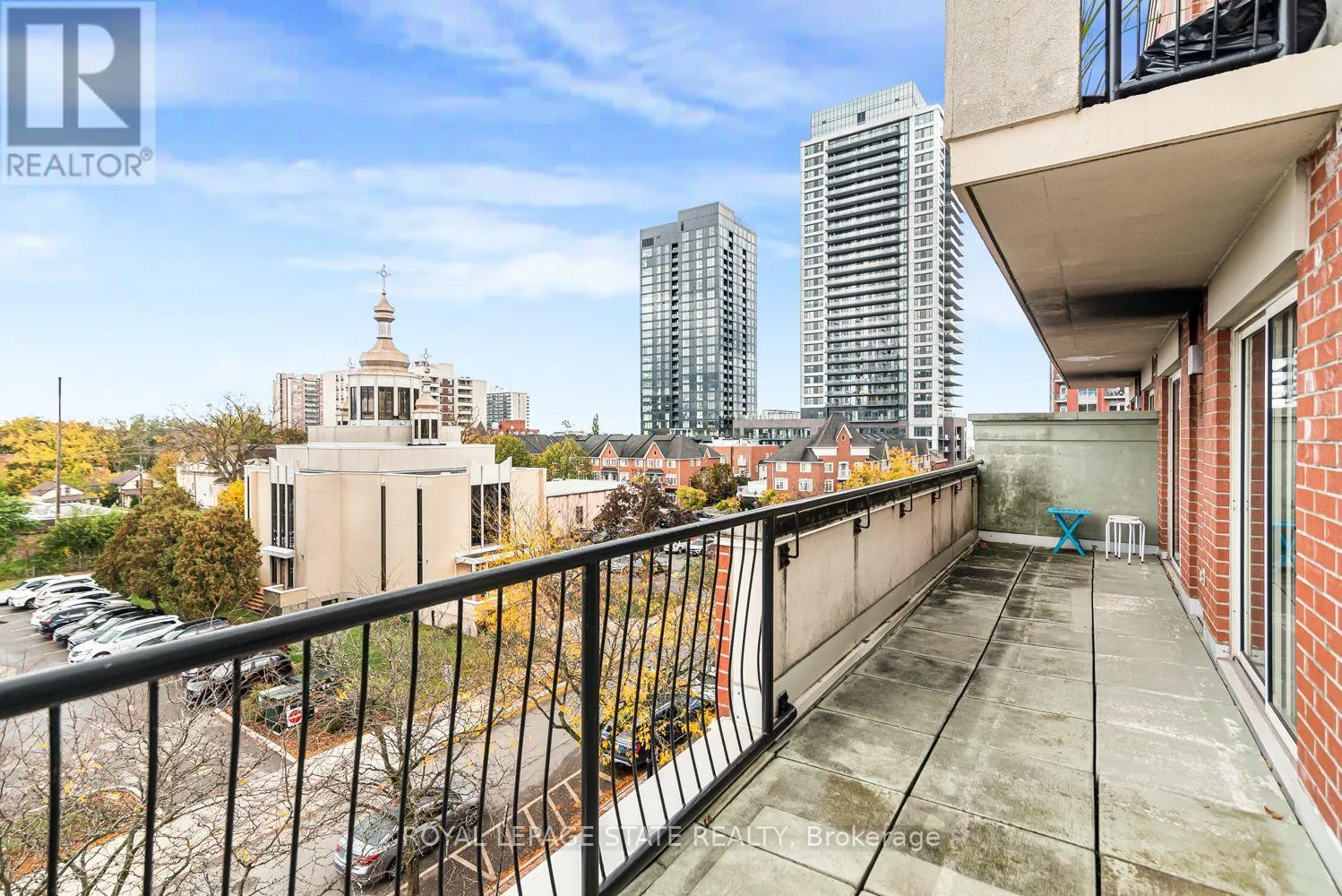 403 - 430 PEARL STREET