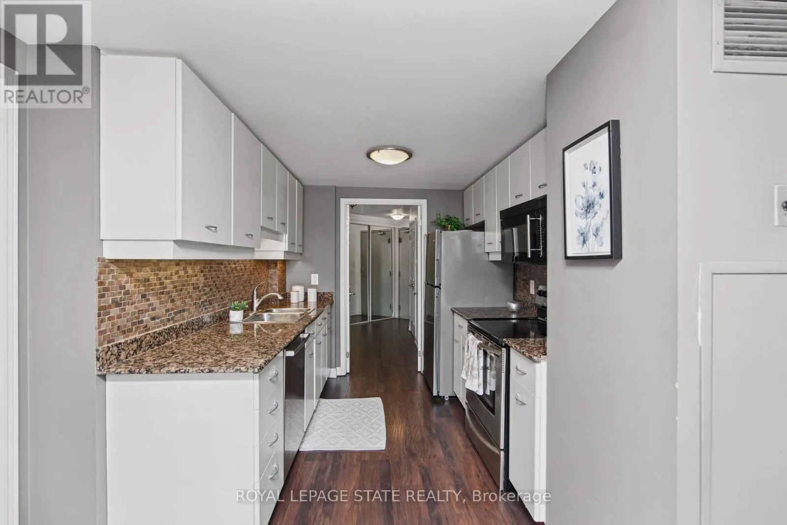403 - 430 PEARL STREET