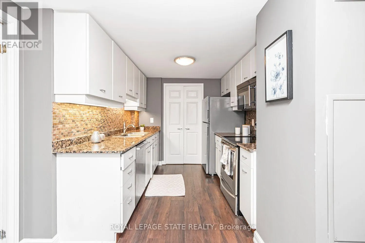 403 - 430 PEARL STREET